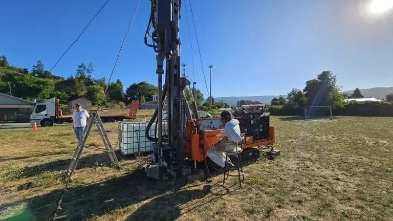 Calicata exploratoria en La Florida: inspección directa del subsuelo